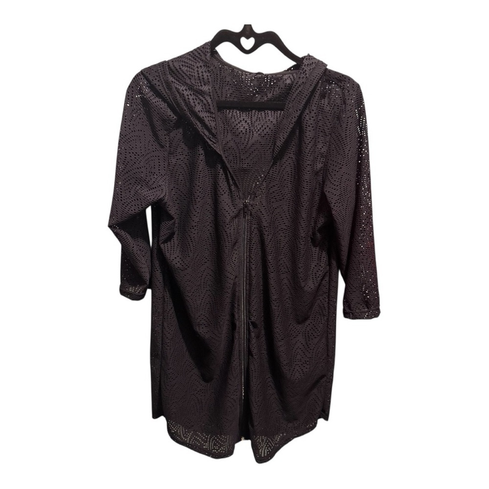 Women’s swimsuit coverup